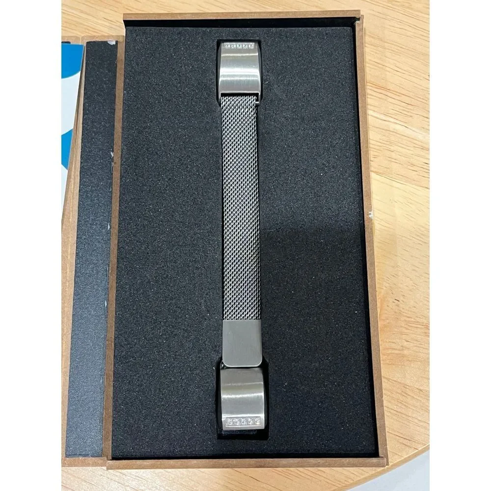 Fit bit Alta watch band‎ silver colored
